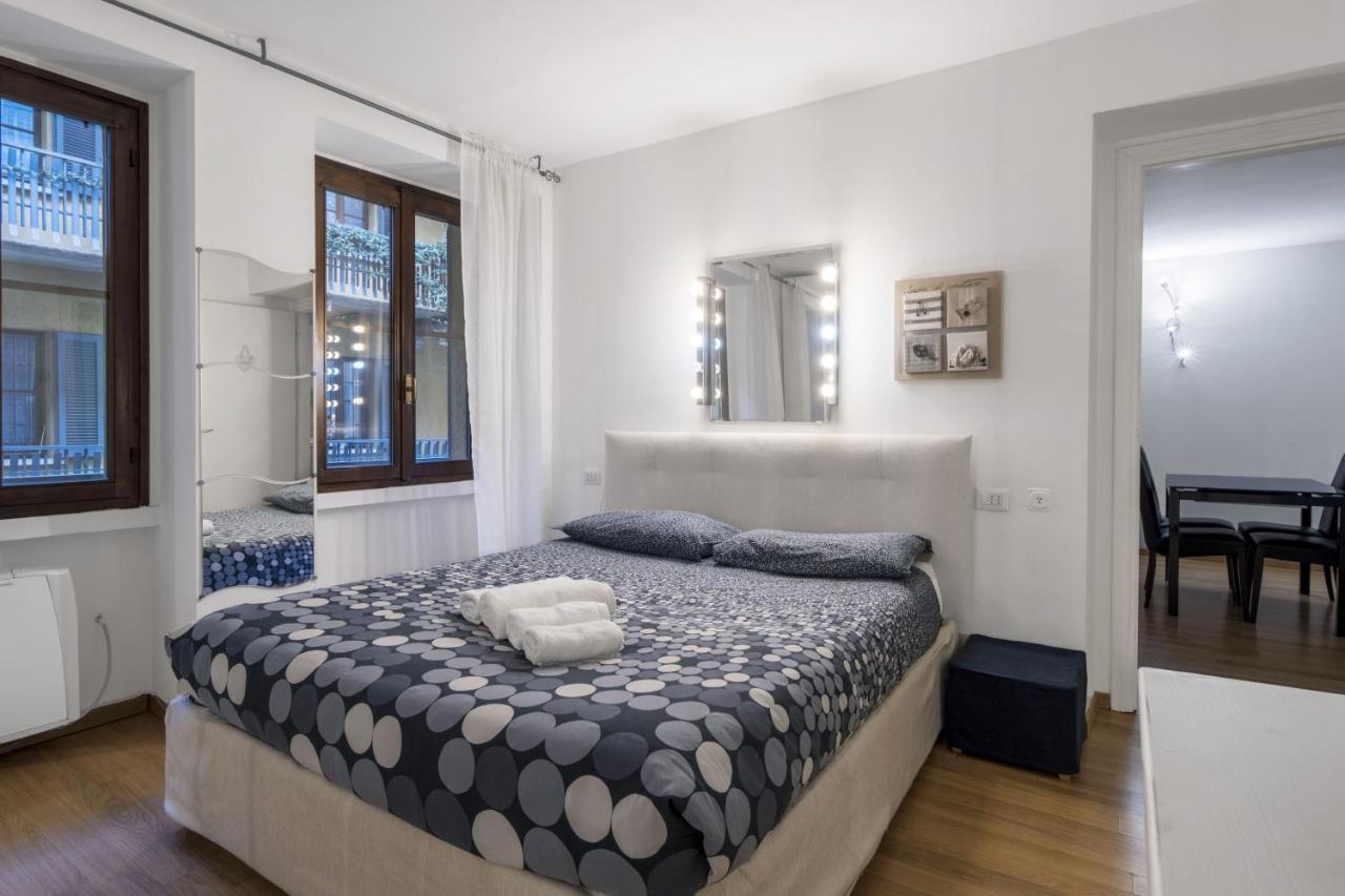 Cozy & Comfy Apt In Navigli Area Milan Bagian luar foto