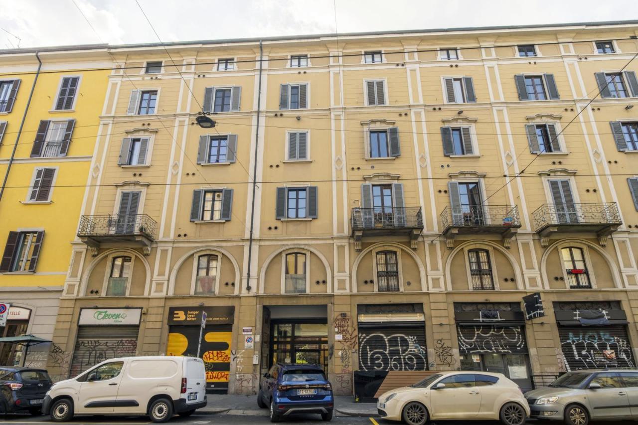 Cozy & Comfy Apt In Navigli Area Milan Bagian luar foto