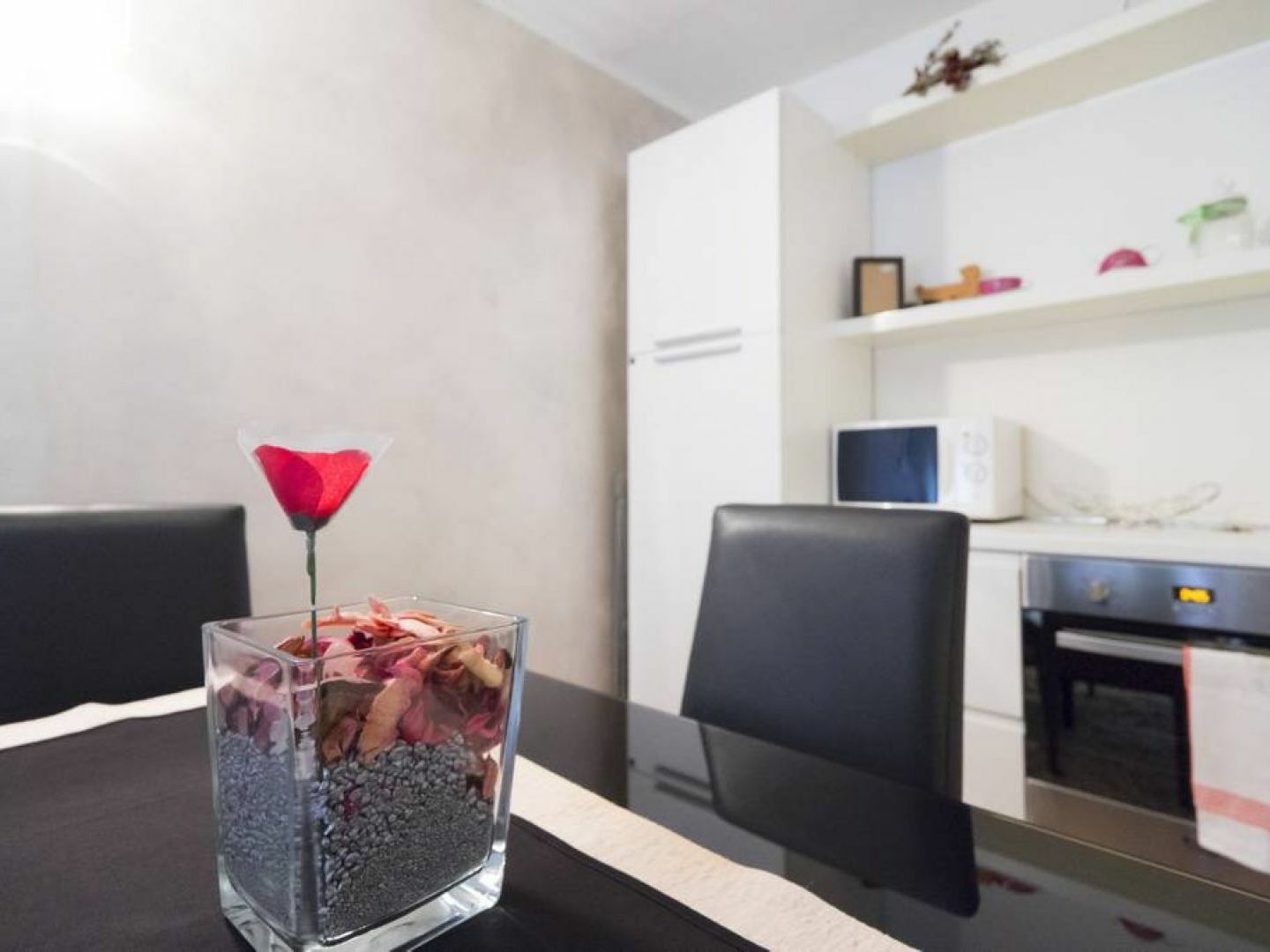 Cozy & Comfy Apt In Navigli Area Milan Bagian luar foto